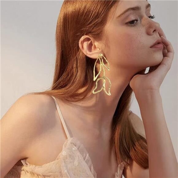 Flower Floral Stud Earrings – Elegant Petal Dangle Design, Lightweight & Trendy - Picture 6 of 7